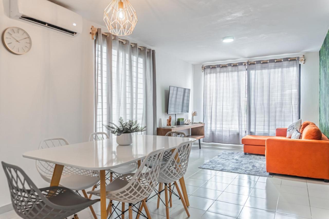 Pako Stays - Luxurious & Spacious 2 Bedroom Apartments Close To The Beach, Free Wi-Fi, Ideal Location In Downtown Cancun Centro Exterior foto