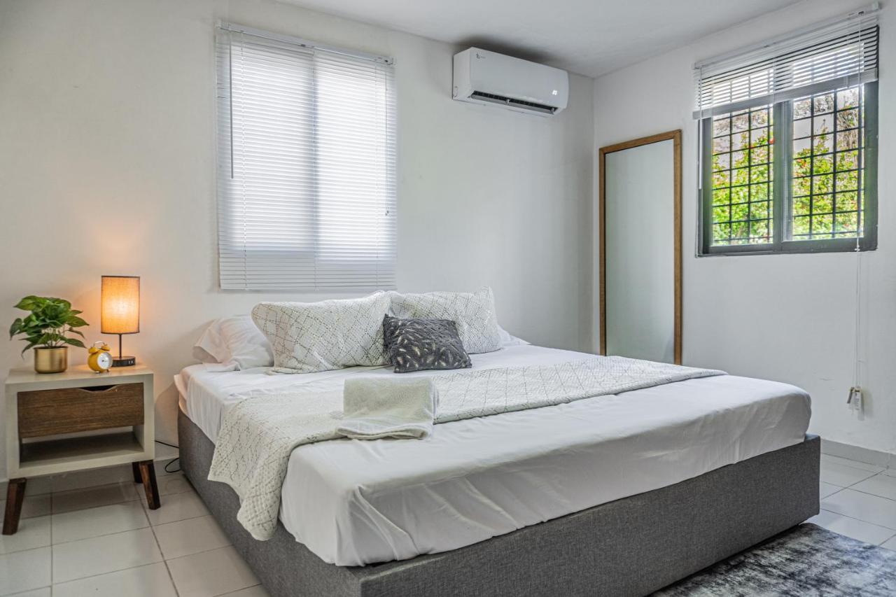 Pako Stays - Luxurious & Spacious 2 Bedroom Apartments Close To The Beach, Free Wi-Fi, Ideal Location In Downtown Cancun Centro Exterior foto