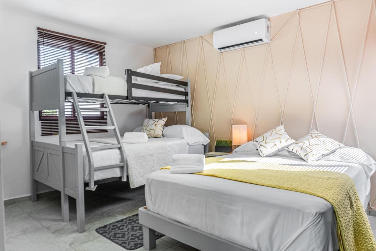 Pako Stays - Luxurious & Spacious 2 Bedroom Apartments Close To The Beach, Free Wi-Fi, Ideal Location In Downtown Cancun Centro Exterior foto